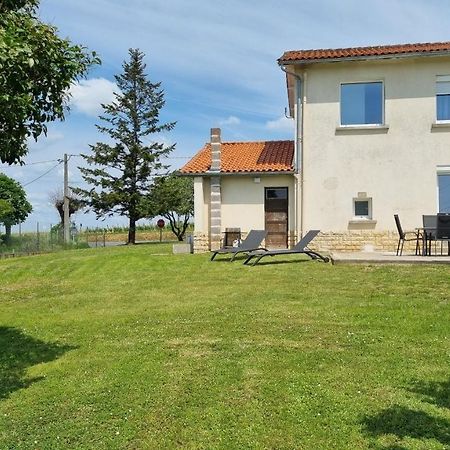Gite Du Vignoble Puisseguin Buitenkant foto