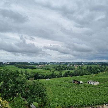 Gite Du Vignoble Puisseguin Buitenkant foto